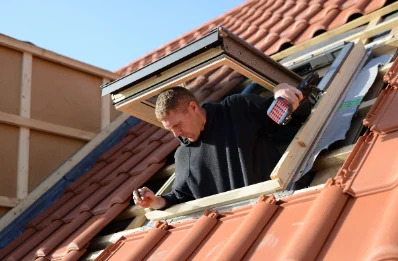 Pose de fenêtres de toit Velux à Suin